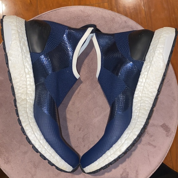 ADIDAS BY STELLA MCCARTNEY
ULTRABOOST X ALL TERRAIN S. Size 8.5 - Picture 2 of 6